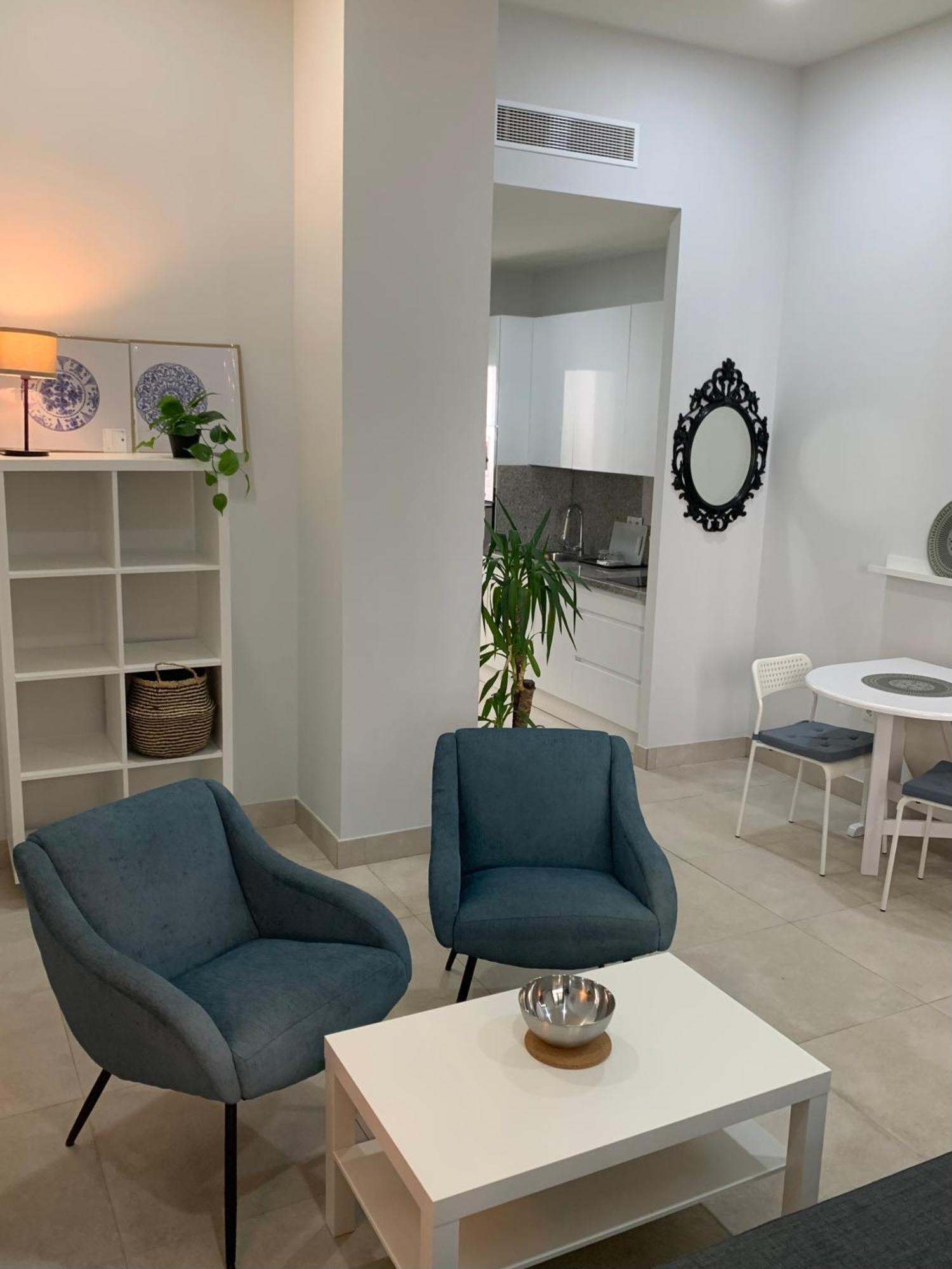 Triana Moderno Apartamento *